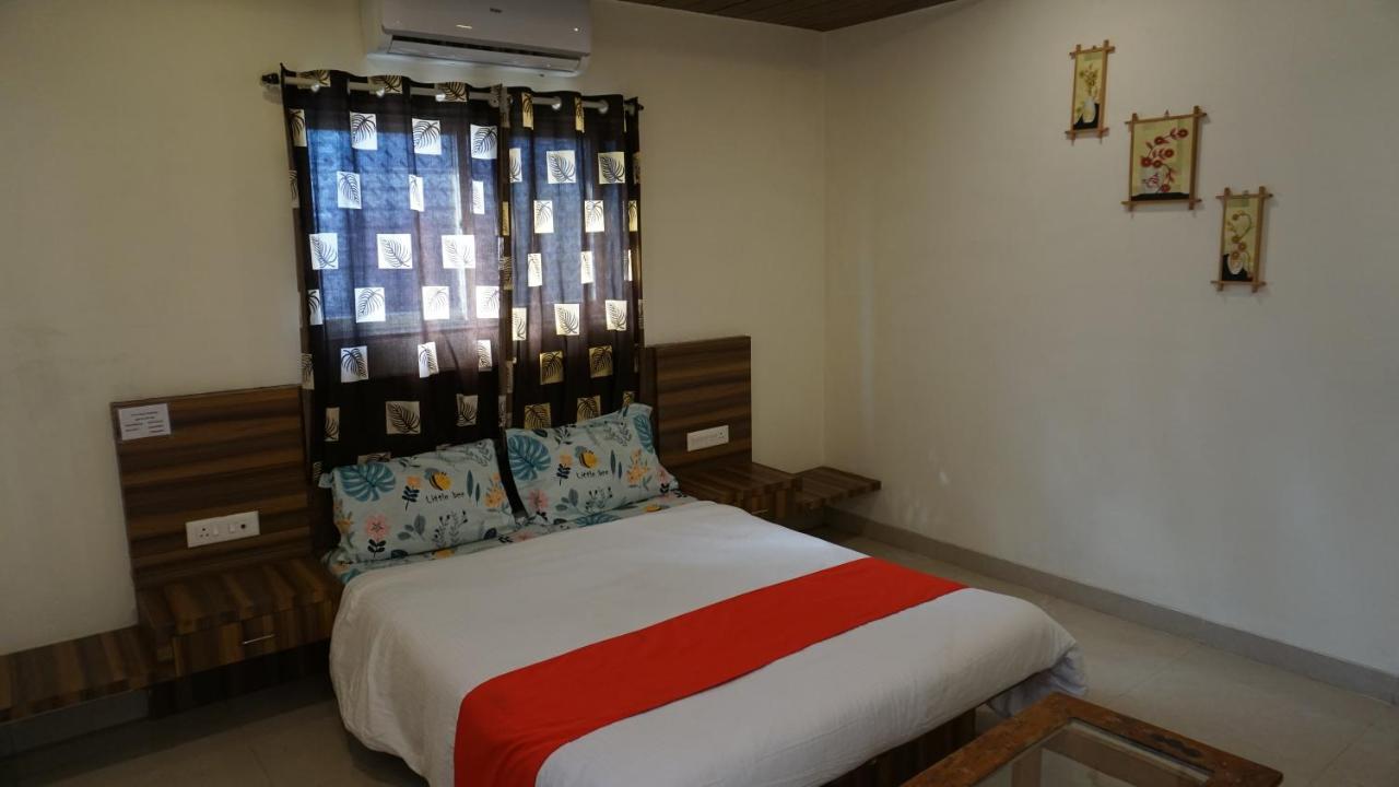 The Paramount Hotel, Panchgani Mahabaleshwar Kültér fotó