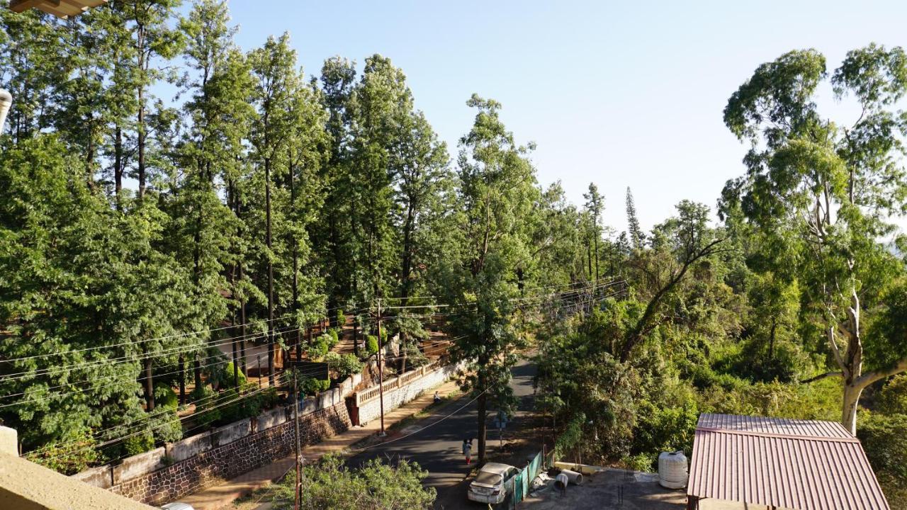 The Paramount Hotel, Panchgani Mahabaleshwar Kültér fotó